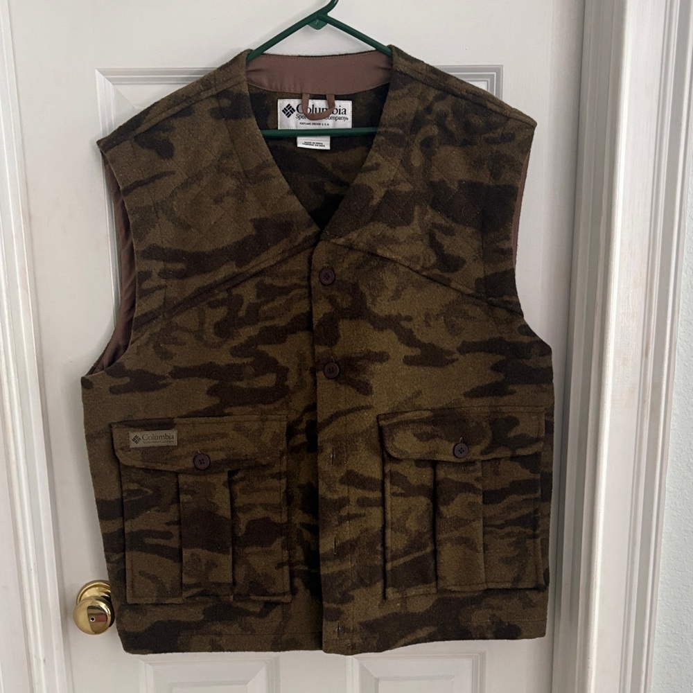 Columbia Olive and Brown Camouflage Field Vest
